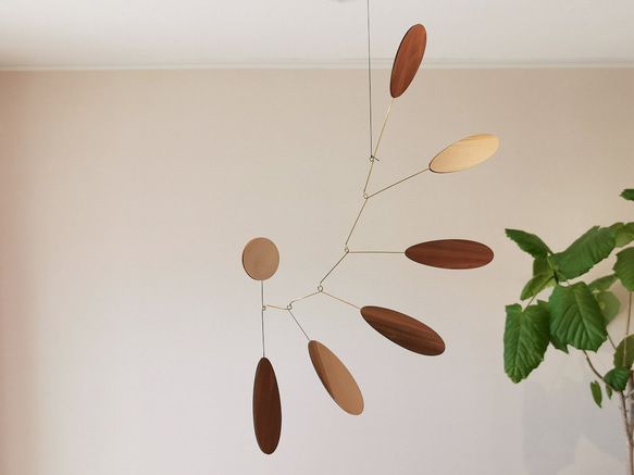 ★人気★　美しいフォルム　モビール「olive」 1枚目の画像