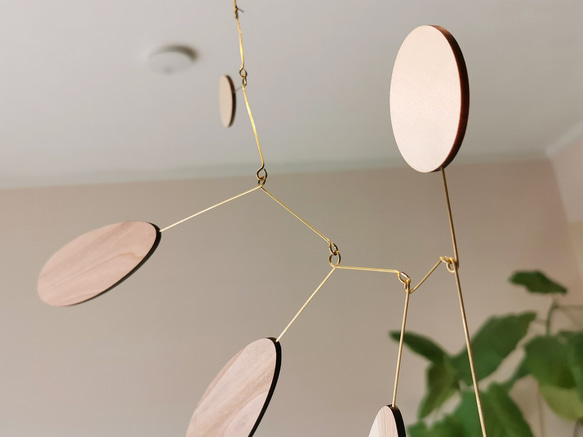 ★人気★　美しいフォルム　モビール「olive」 4枚目の画像