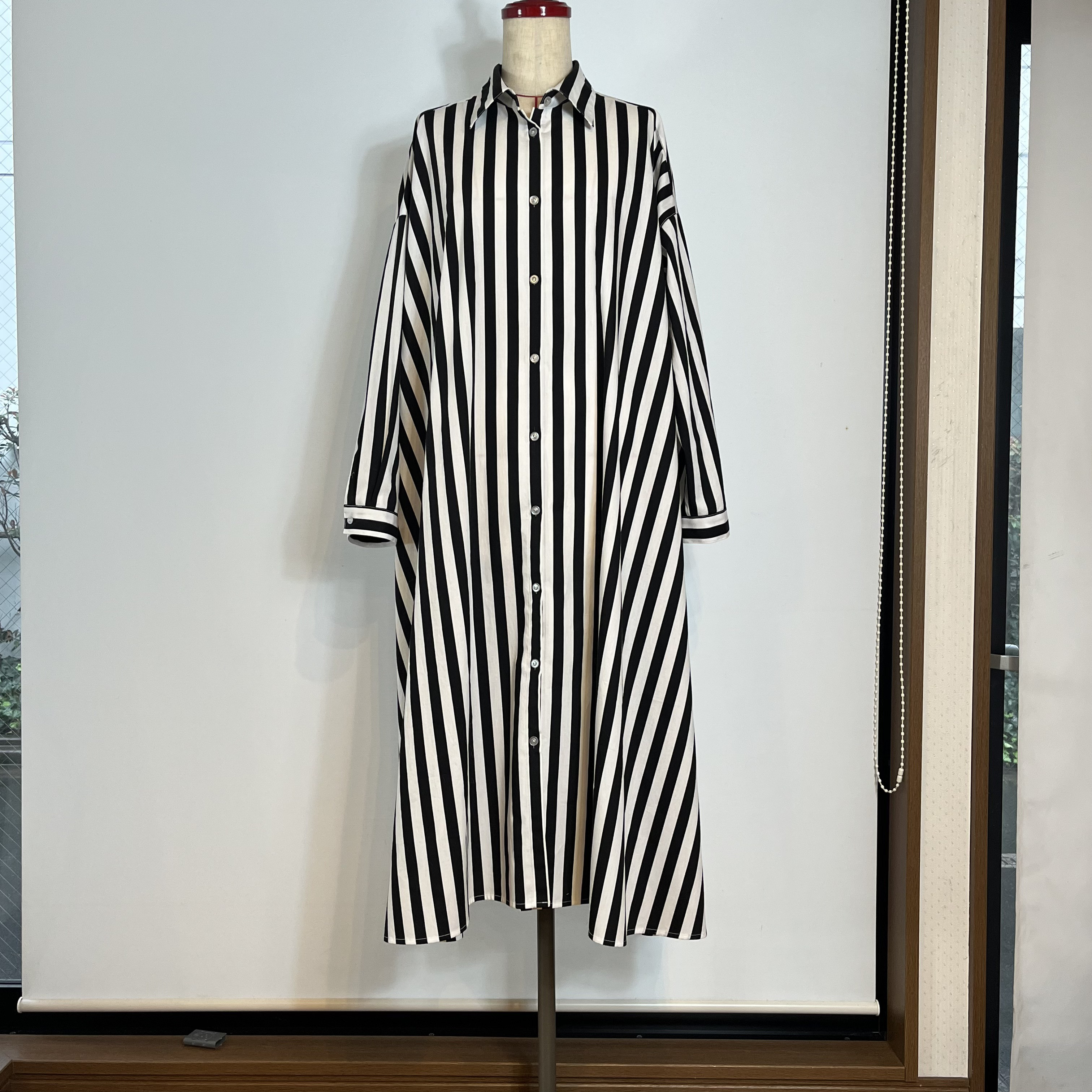 「受注制作」［送料無料］太いストライプのたっぷりサイズシャツワンピース