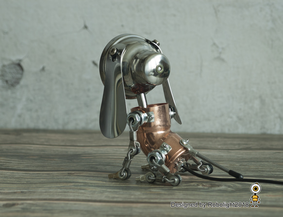 大きな耳の犬ランプ ロボット ランプ テーブル ランプ 4枚目の画像