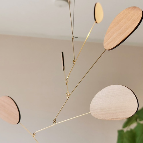 ☆1番人気☆ 木目が美しい モビール「MOKA」 モビール イロケン