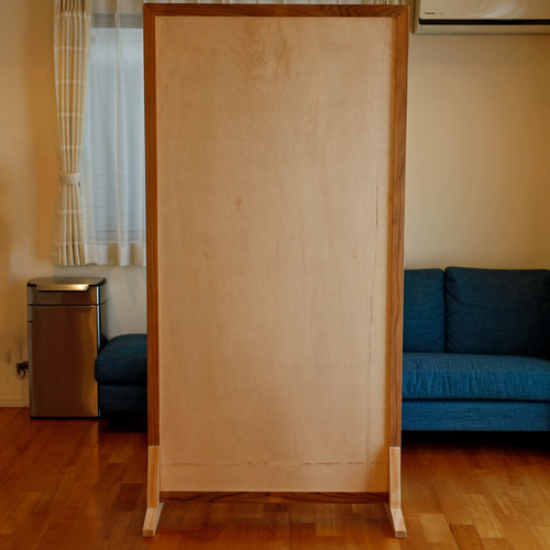 天然木のパーテーション(1枚) テレワークやライブ配信の背景に