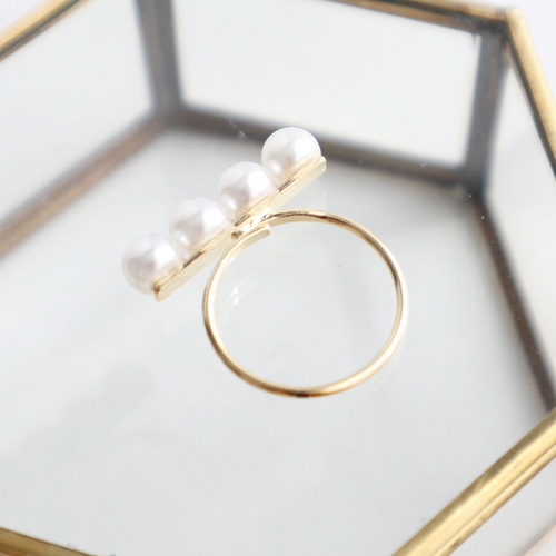 4連ラインパールリング 指輪・リング flower 通販 15789608｜Creema