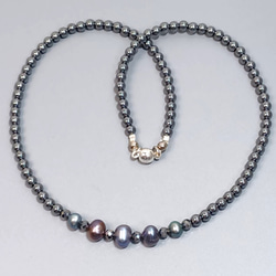 上品なブラックパール(淡水黒真珠)と 《鑑定済》高純度テラヘルツのネックレス 健康アクセサリー ジュエリー 7枚目の画像