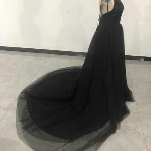 フォーマル/ドレスウエディングドレス 黒 キャミソール 背中見せ Vネック フィッシュテール 音楽