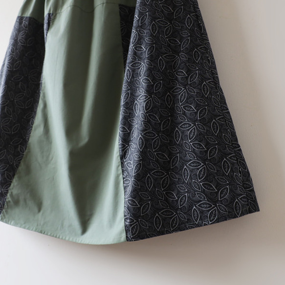 ラスト１　最終ＳＡＬＥ　７８cm　愉快なスカート　パッチワーク　ギャザースカート　上質コットン　バティック　Y17 10枚目の画像