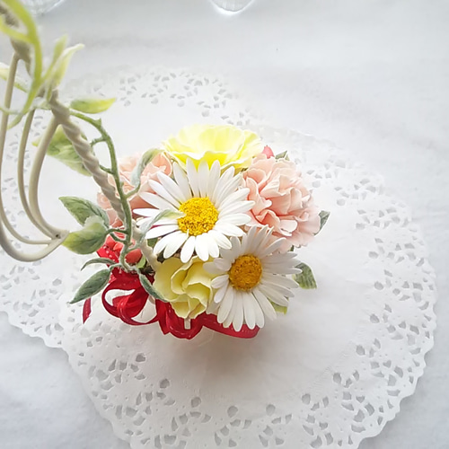 クレイフラワー♡ロココ調フラワーアレンジメント♡ハンドメイド クレイフラワー♡ロココ調薔薇のフラワーアレンジメント