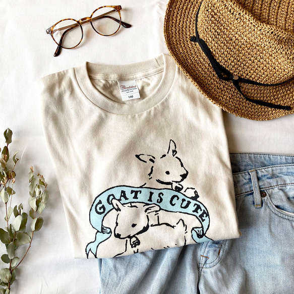 【５月中旬発送】Goat is cute Tシャツ（ミルクティ）｜子やぎは可愛い〔動物シリーズ〕 1枚目の画像