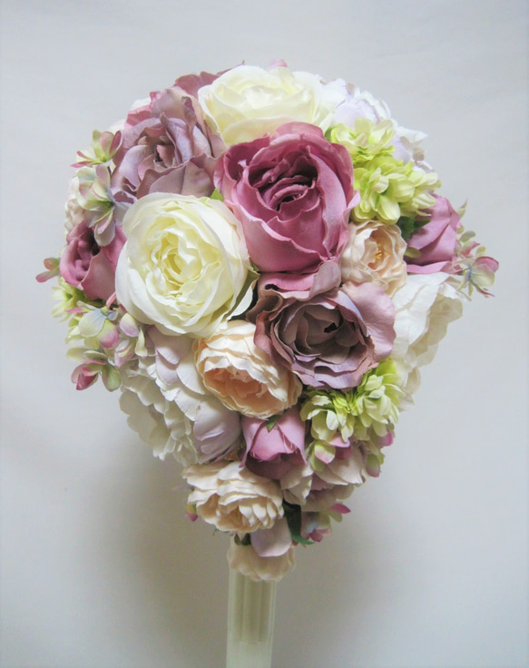 ニュアンスカラーのティアドロップブーケ♪ブートニア付き♪生花みたいに綺麗な造花です♪高品質なのに安い 12枚目の画像
