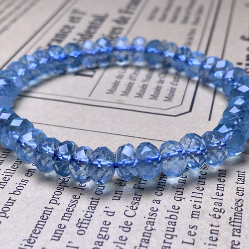 高品質No:1547天然石ブルートパーズ•カットブレスレット早い者勝ち