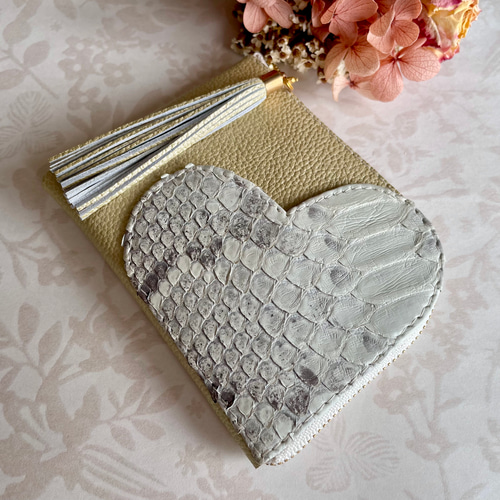 ミニ財布 コンパクト L字ファスナー ハートモチーフ ♡ライトゴールド