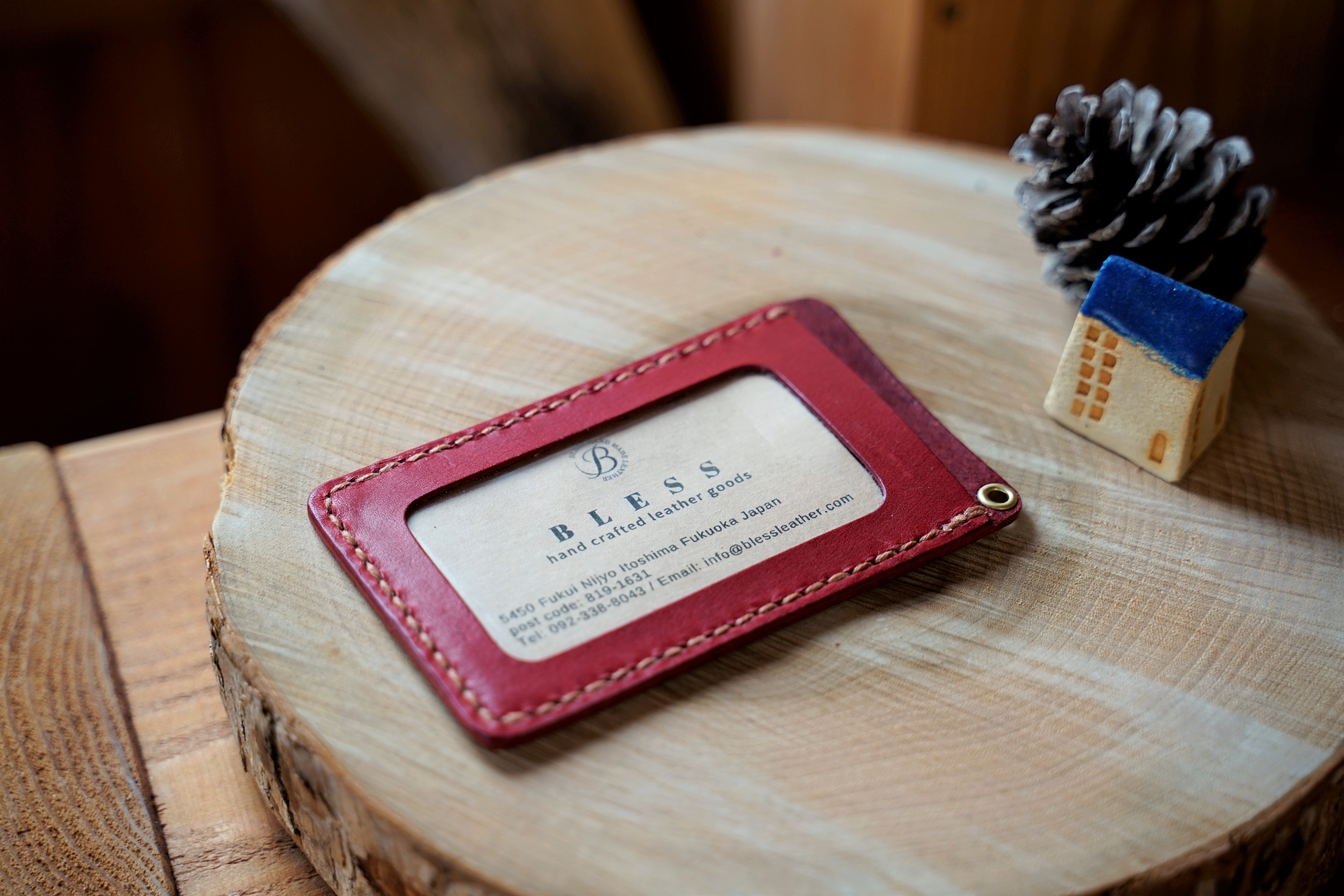 本革 パスケース（レッド×ブラウン） 5,701円