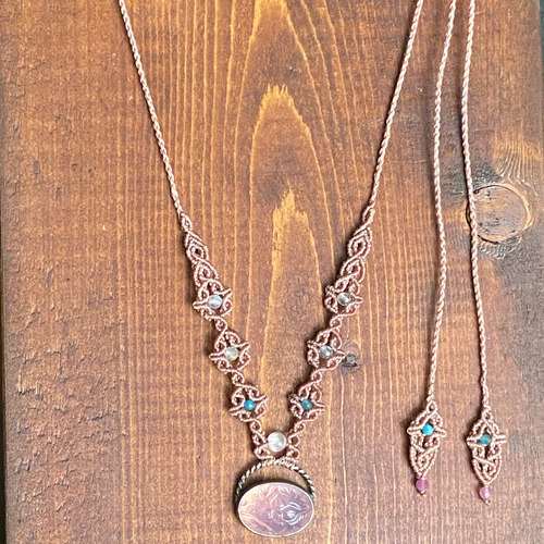 ☆スターローズクォーツ　ロードライトガーネット　クリスタルなどマクラメネックレス K10PG ロードライトガーネット ネックレス|festaria Online Shop