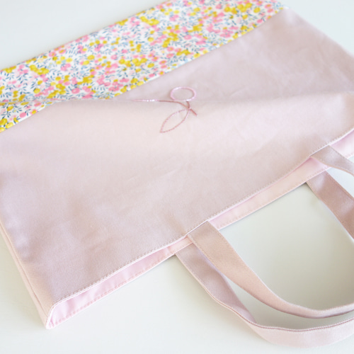 レッスンバッグ ピンク さくらんぼ 刺繍 リバティ チェリー