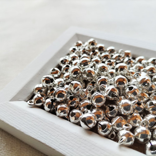 6mm カン付き 小さな鈴 シルバー50個 M76 ボタン petit-bonheur 通販