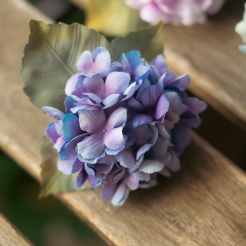 くすみパープル色 紫陽花 の 布花 ブローチ 2023 ブローチ くるみのこ