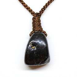 リビアングラス × オブシディアン ビーズ ネックレス meteorite82 リビアングラス × オブシディアン ビーズ ネックレス meteorite82