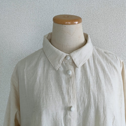 ヘンプコットン・くるみボタンロングシャツ・生成り 4枚目の画像