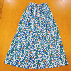 【裾上げ無料】ポケットつき【春夏　お花と葉っぱ柄】ウエストゴムのコットンギャザースカート　 9枚目の画像