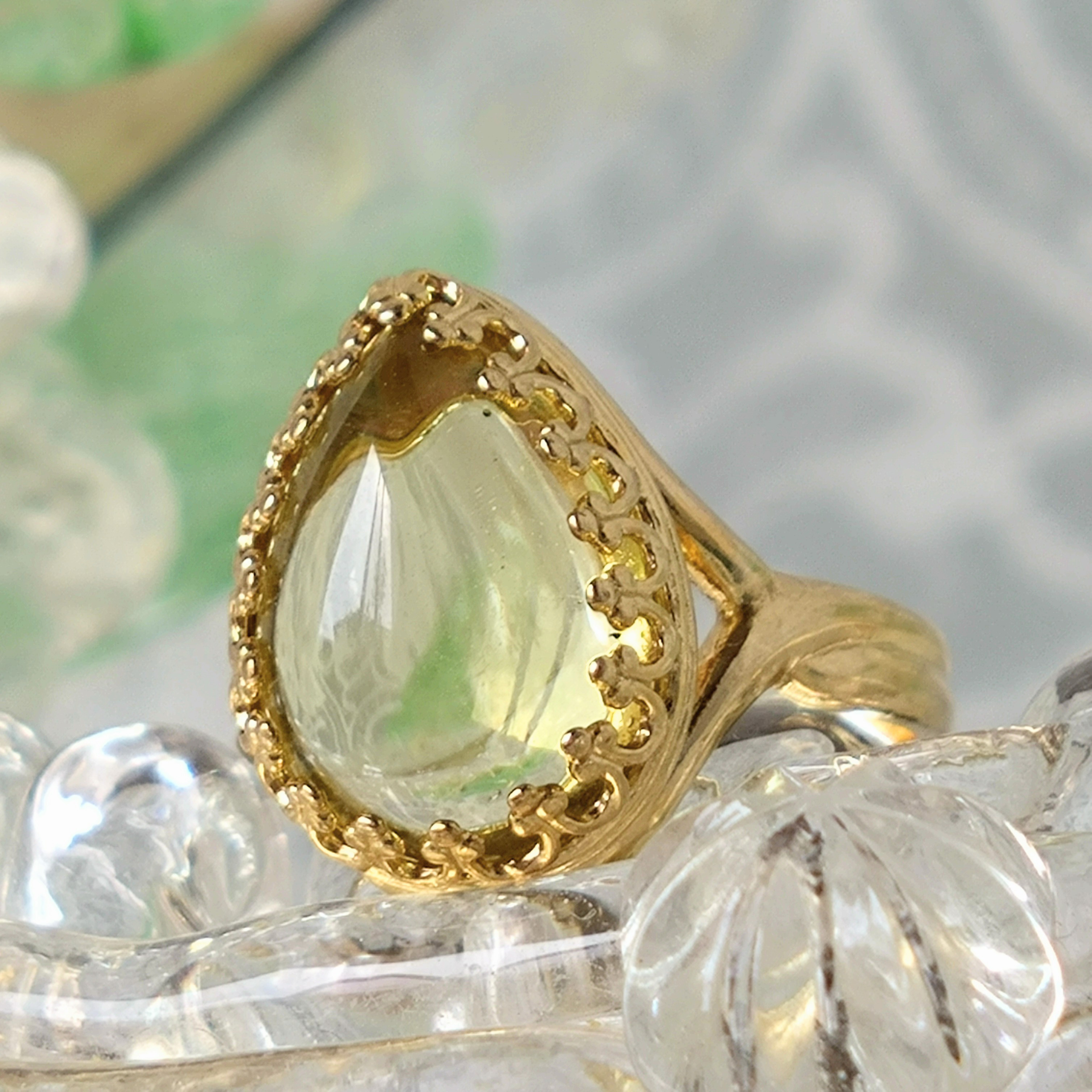 GEM PALACE レモンクウォーツリング 雫のレモンクォーツ ring （ゴールドカラーリング・フリーサイズ