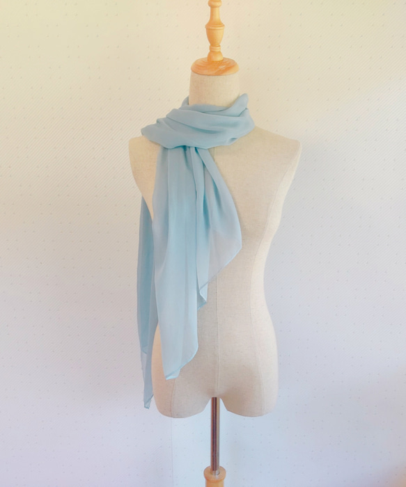 〘特集掲載〙草木染め　透きとおるブルーのストール 4枚目の画像