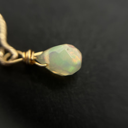 opal earrings 3枚目の画像
