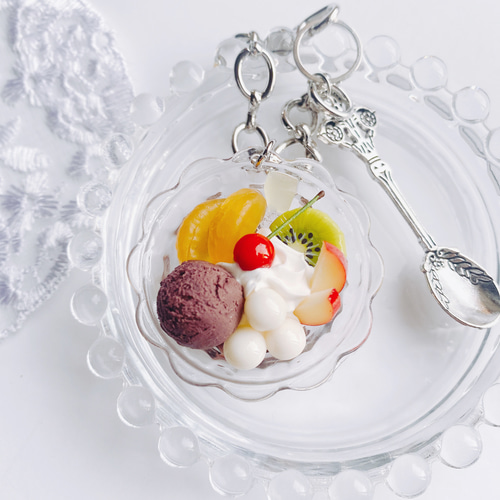 白玉クリームあんみつのバッグチャーム フェイクスイーツ スイーツデコ