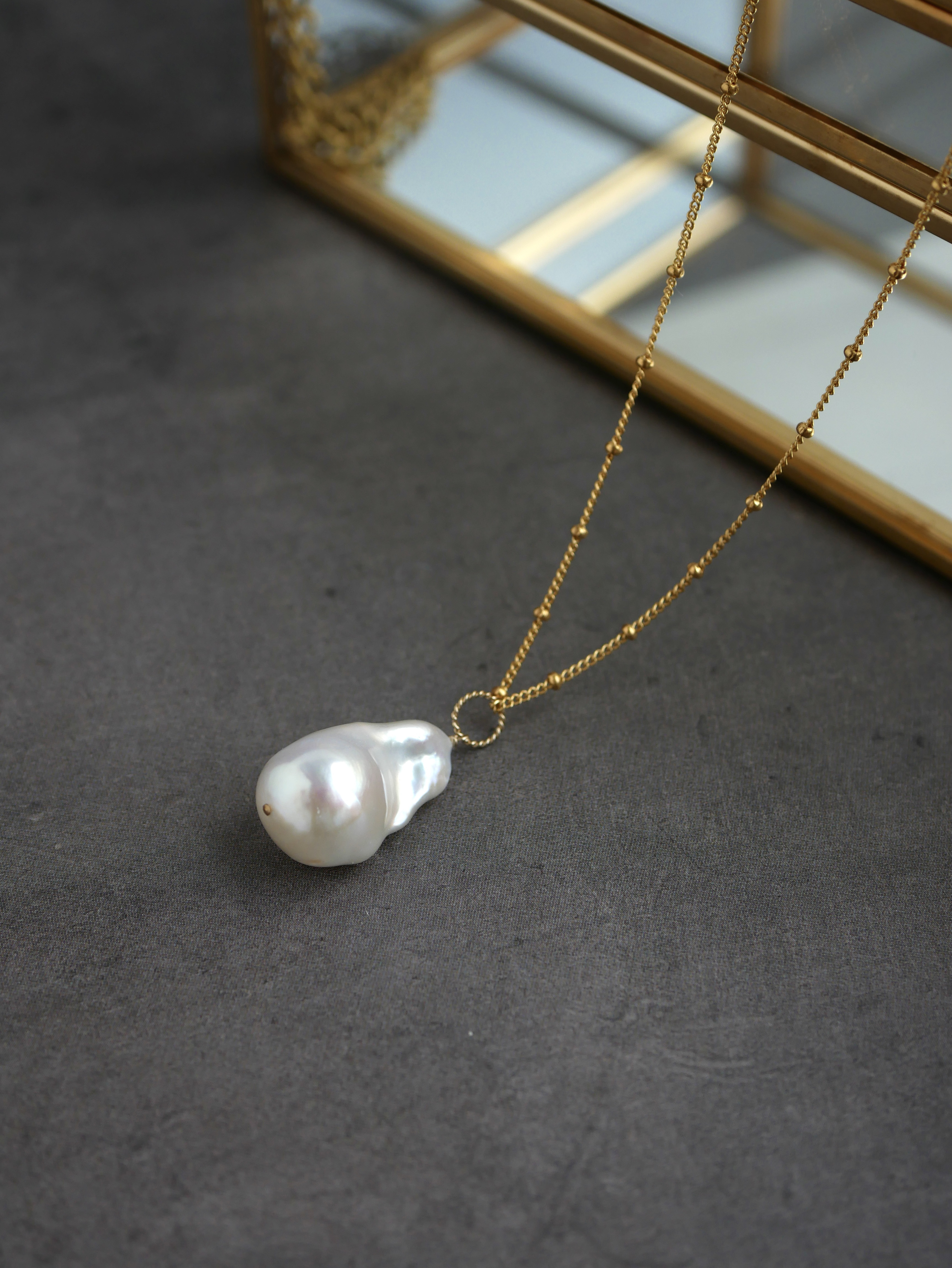 オイスターバロックパール　14kgf 75㎝ long necklace