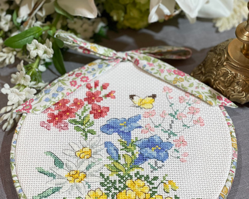 ヴィンテージフランス 赤リボンアヒルと蝸牛の行進 手刺繍クロスステッチ 麻クロス ff6cc87042ef348c47ce3b720113d0