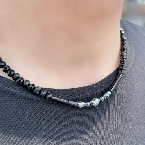 ブラックスピネル ネックレス 金属製 5.2g レディース ブランド