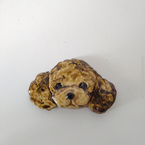 陶器のトイプードルブローチ 白 黒 茶 グレー ブローチ potterytoi