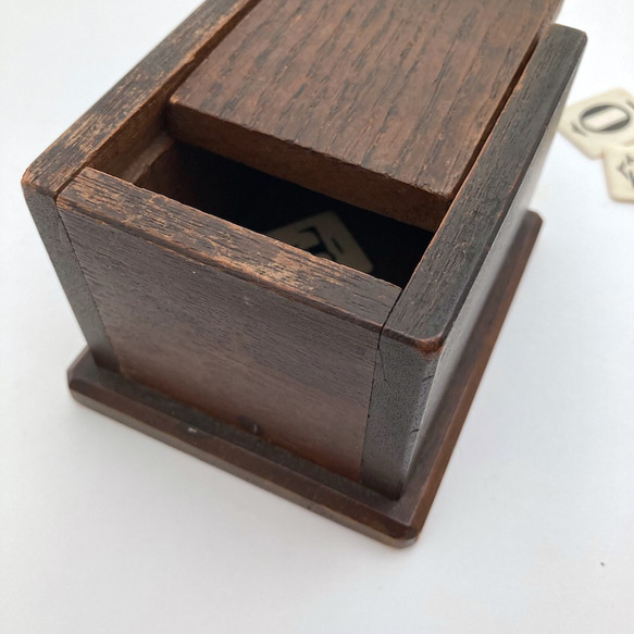 古い木箱　収納ボックス　ジュエリーボックス カリグラフィ 暮らしの道具 升目 飾り棚 仕分けボックス 6枚目の画像