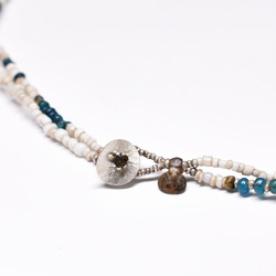 雙頸配古印度銀頂和古欽銀、古瑪瑙、古瑪瑙、白色和翡翠藍色珠子 第4張的照片