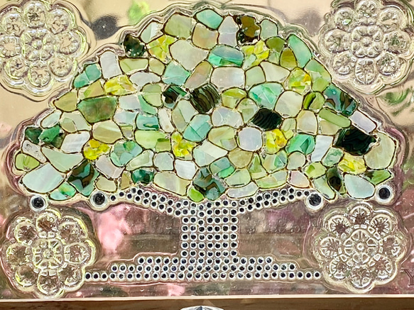 シェルアートフレーム　ꕤ  グリーンツリー　インテリアフレーム　ナチュラル　ꕤ  シェル  天然貝　ステンドグラス風　 18枚目の画像