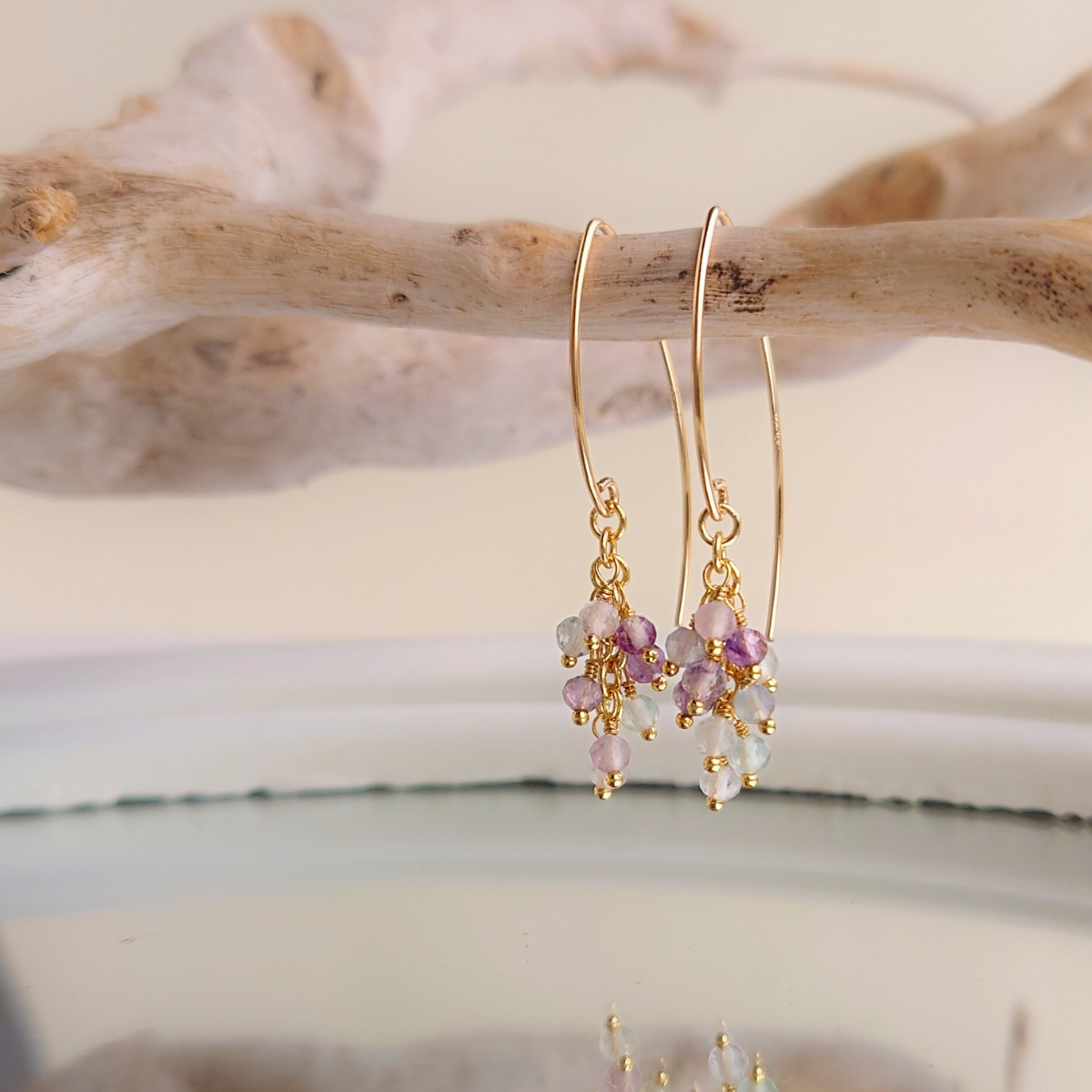 ピアス 14kgf ゴールド シンプル 天然石 フローライト 紫陽花 大人 上品 小ぶり 可愛い プレゼント ご褒美