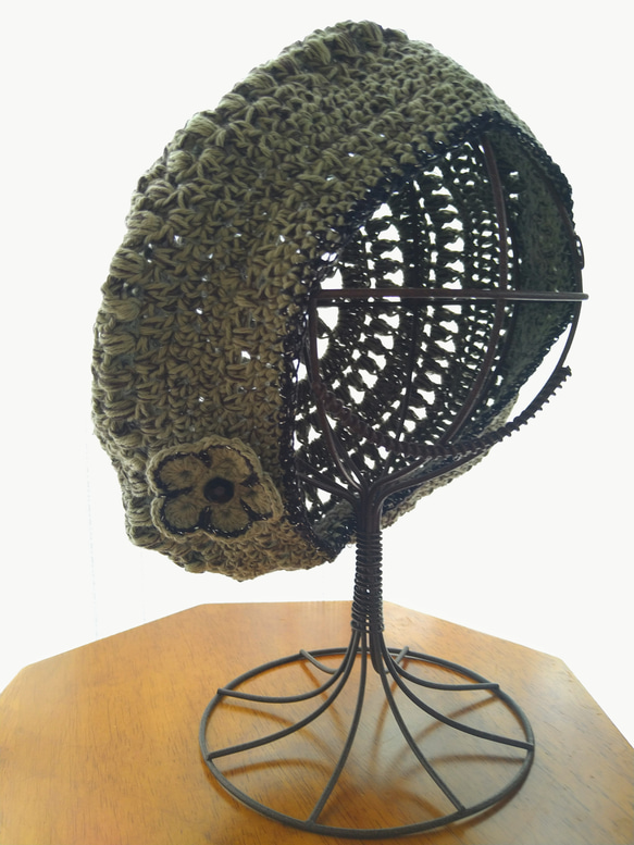 レースかぎ針編み・透かし模様のベレー帽（56cm） 13枚目の画像