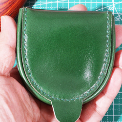 新デザインハンドメイド （馬蹄型）半円型小銭入れコインケース手縫い　千歳緑限定1点 1枚目の画像