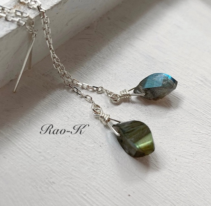 ✨ズレない！落ちない！silver925ラブラドライトのアメリカンピアス