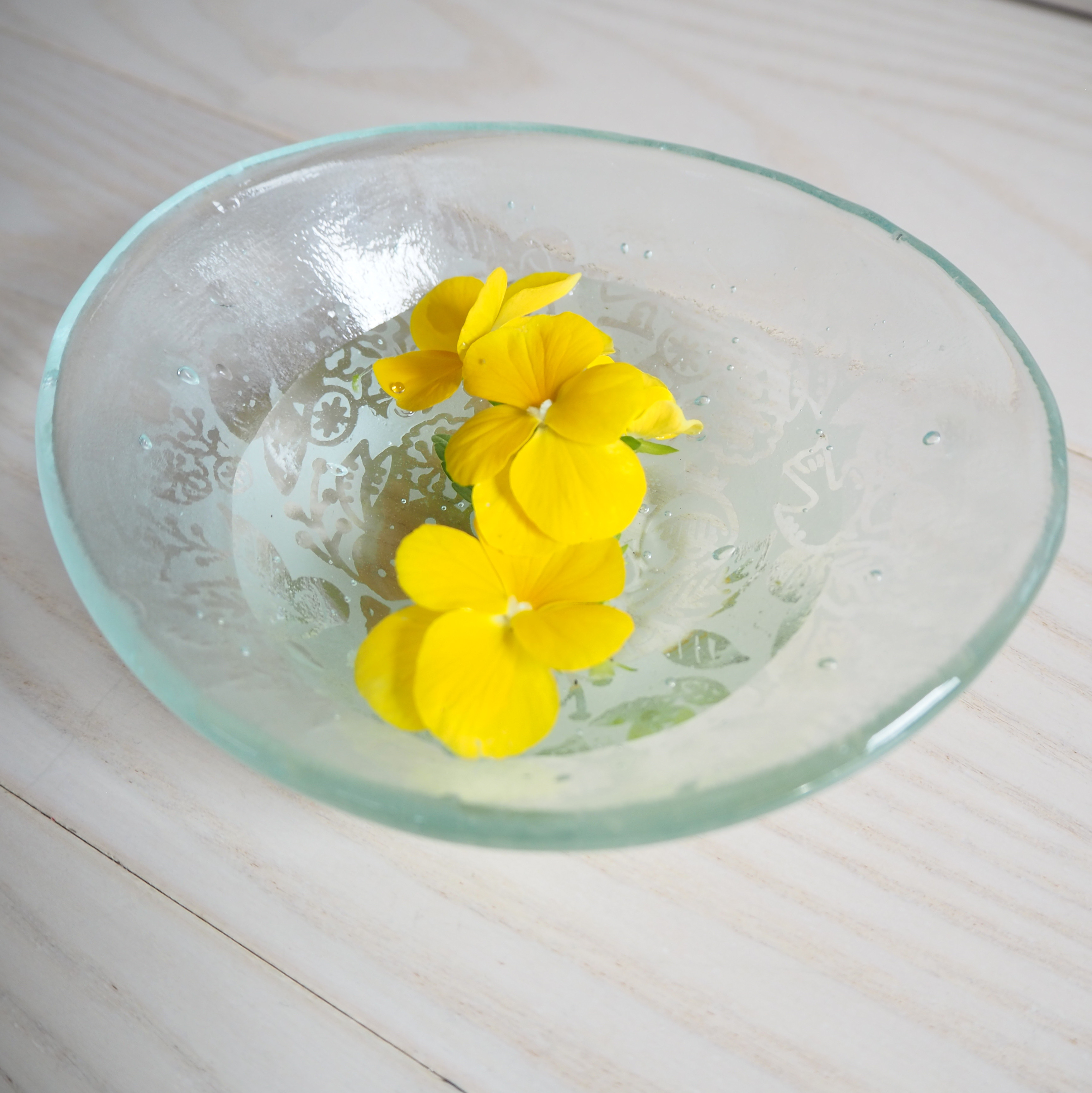 2wayガラスの花器＆ステンドグラスの涼やかなお花