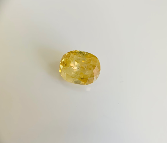 天然　イエローダイヤモンド CGLソ付　0.294ct Fancy deep yellow 4枚目の画像