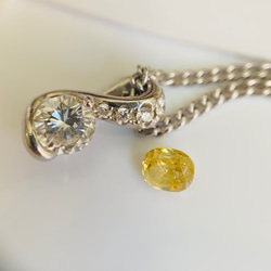 天然　イエローダイヤモンド CGLソ付　0.294ct Fancy deep yellow 5枚目の画像