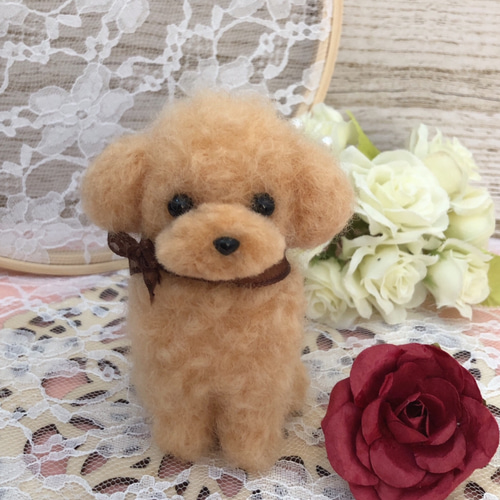 羊毛フェルト トイプードル（ちょっと小さめ10㎝） 羊毛フェルト