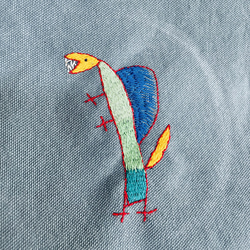 スピノサウルスの刺繍トートバッグ 2枚目の画像