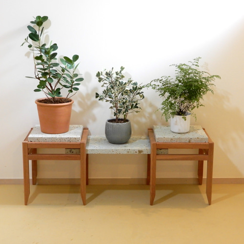 天然石の観葉植物ラック(小) ガーデンベンチ 多肉植物寄せ植え 天然石の観葉植物ラック(小) ガーデンベンチ 多肉植物寄せ植え
