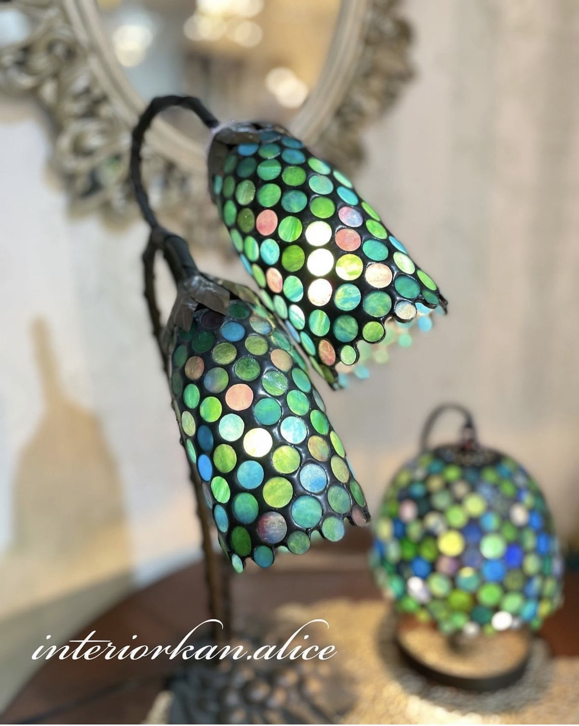 サークルツイングリーン　ステンドグラスランプ