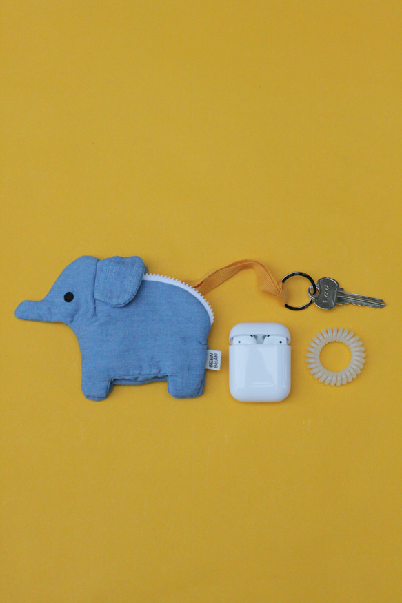 Mini Elephant pouch ミニゾウポーチ 1枚目の画像