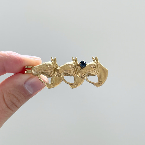 夫婦でシェアも◎】馬モチーフの真鍮ネクタイピン/ホースモチーフ