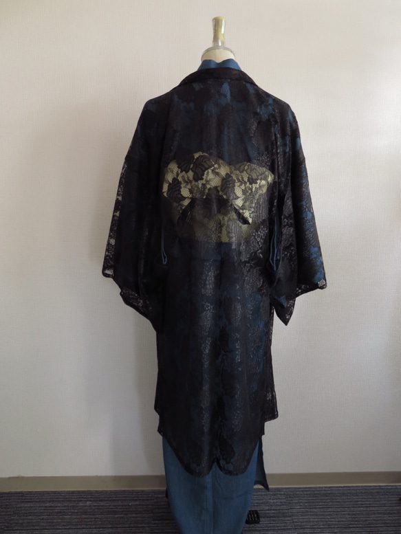 在庫限り　オーダードレスの使用する　黒地にマッドゴールドラメ糸がとてもおしゃれな高級日本製レースで作製した長羽織 4枚目の画像