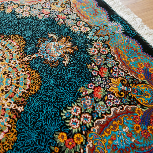 ペルシャ絨毯本物手織り保証シルクバフラーミ工房30%割引195cm×127cm ペルシャ絨毯クム産 ムサヴィ工房 シルク 証明書付 87×58cm カーペット