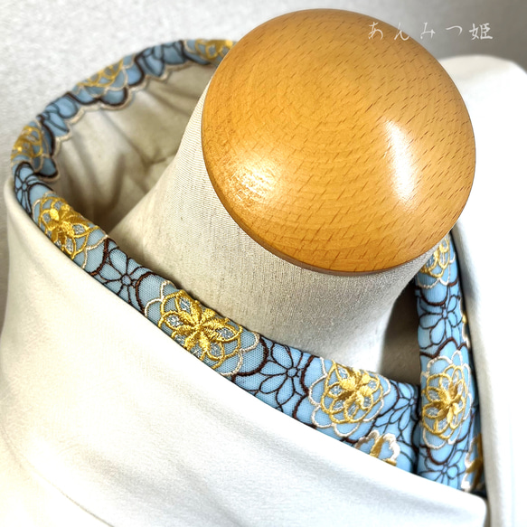 洗える刺繍半衿 金茶のレースモチーフ【ラスト】 3枚目の画像